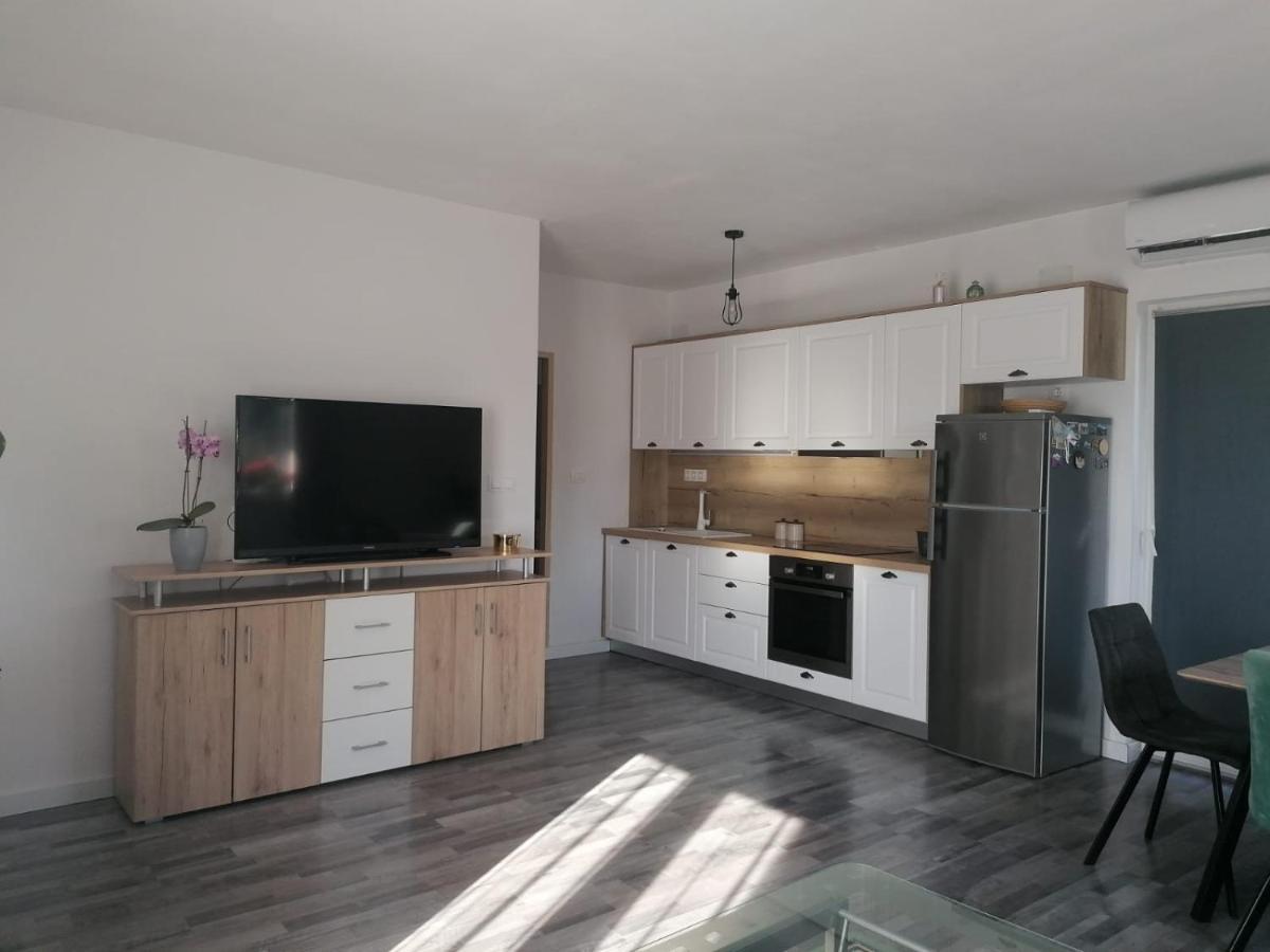 Apartments Nana Biograd Na Moru Extérieur photo