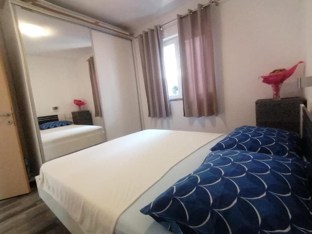Apartments Nana Biograd Na Moru Extérieur photo
