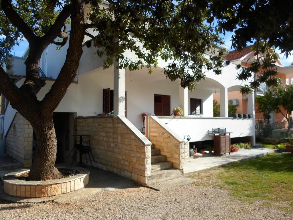 Apartments Nana Biograd Na Moru Extérieur photo