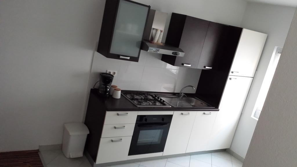 Apartments Nana Biograd Na Moru Extérieur photo